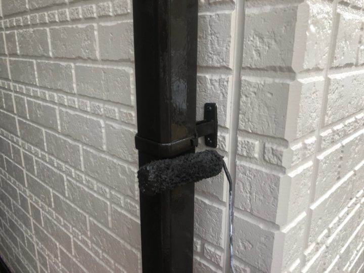 付帯部塗装・雨樋上塗り