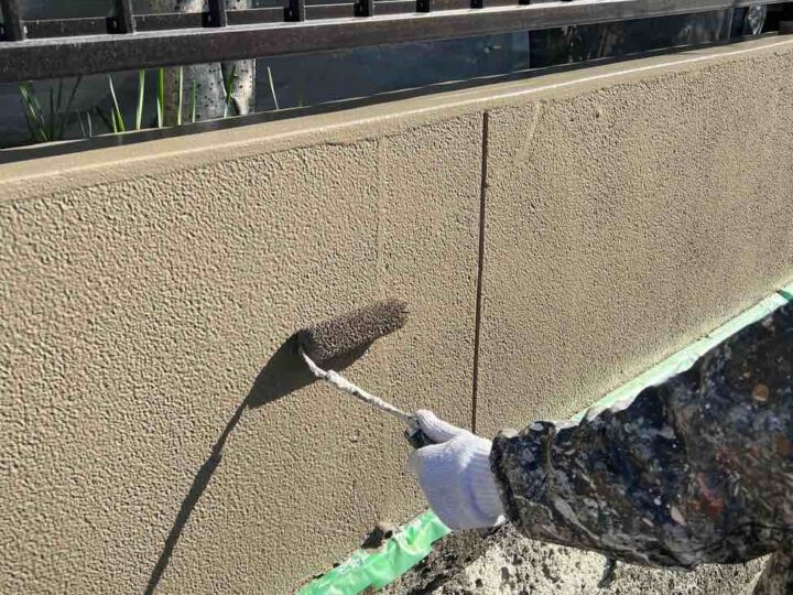外壁 上塗り 状況