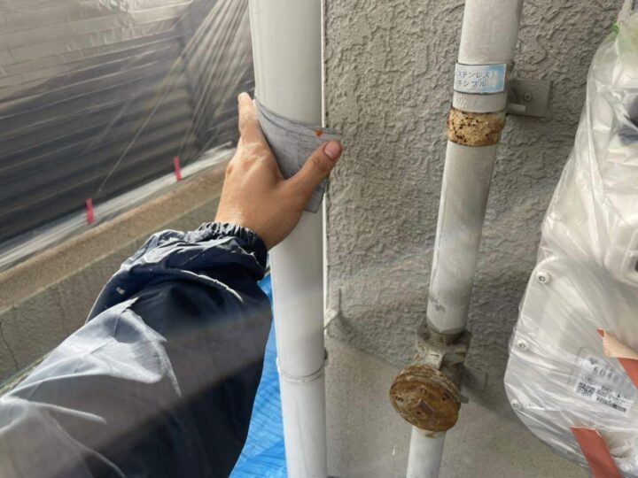 雨樋 塗装 ケレン作業