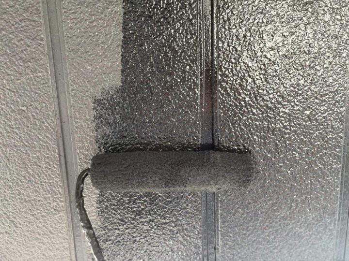 外壁塗装 中塗り