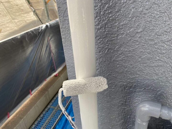 雨樋塗装 上塗り