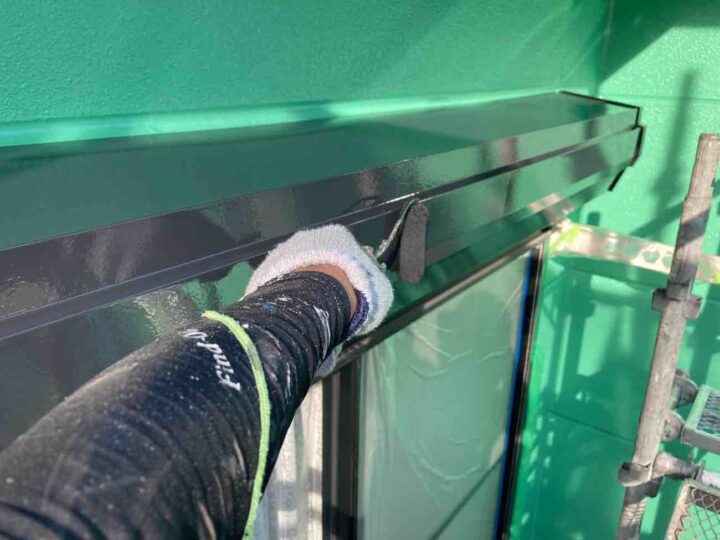 シャッターボックス 上塗り2回目