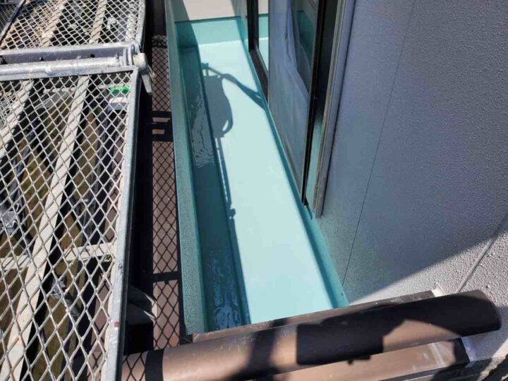 ベランダ防水 ウレタン1回目
