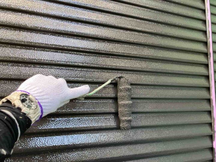 雨戸 上塗り2回目