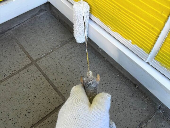 土台水切り 上塗り1回目