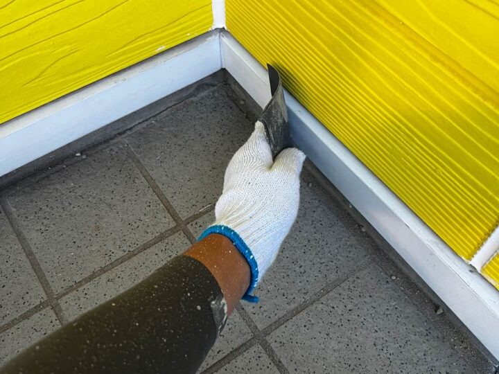 土台水切り ケレン作業