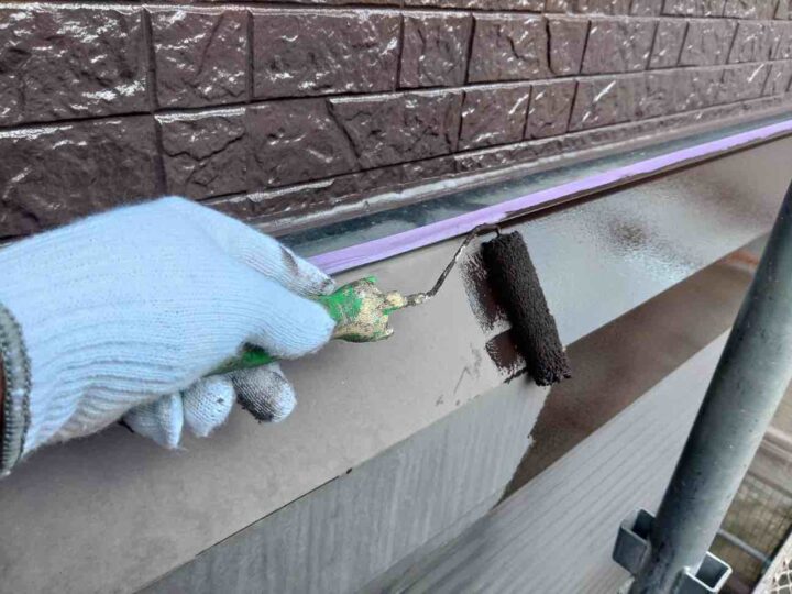 シャッターボックス 上塗り1回目