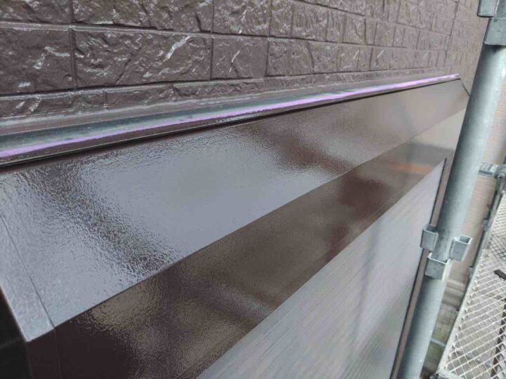 シャッターボックス 上塗り1回目施工後