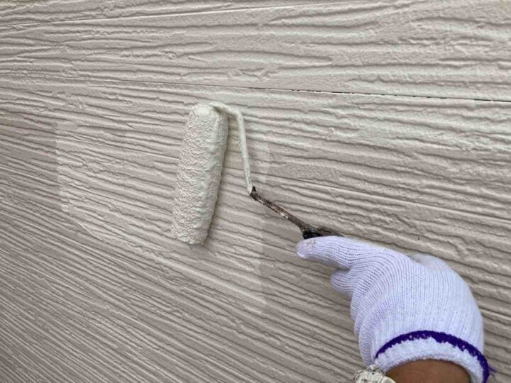 外壁塗装 中塗り