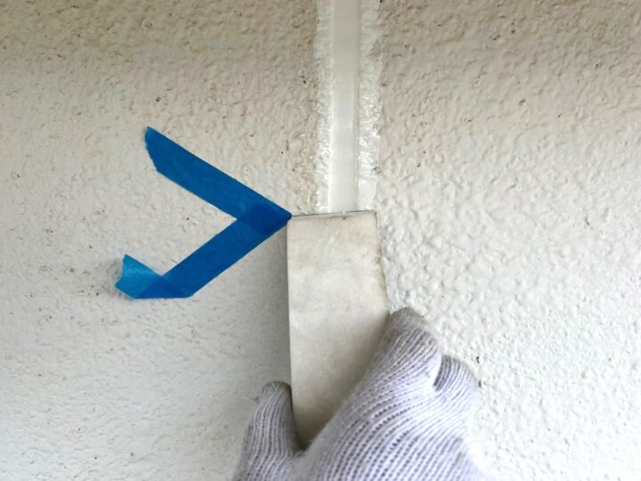 外壁 目地シーリング(ヘラ仕上げ)