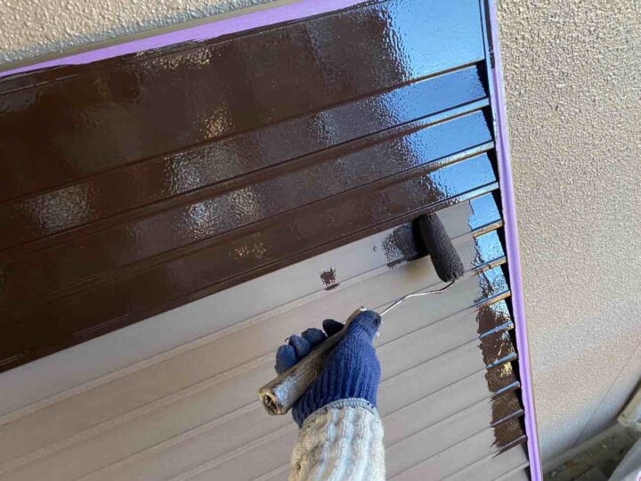 雨戸 上塗り1回目