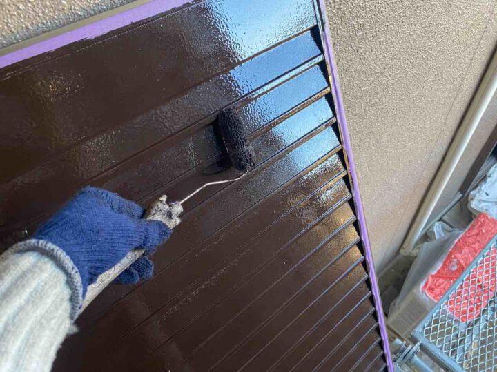 雨戸 上塗り2回目