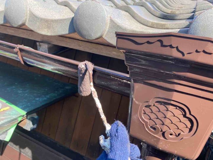 雨樋 上塗り2回目