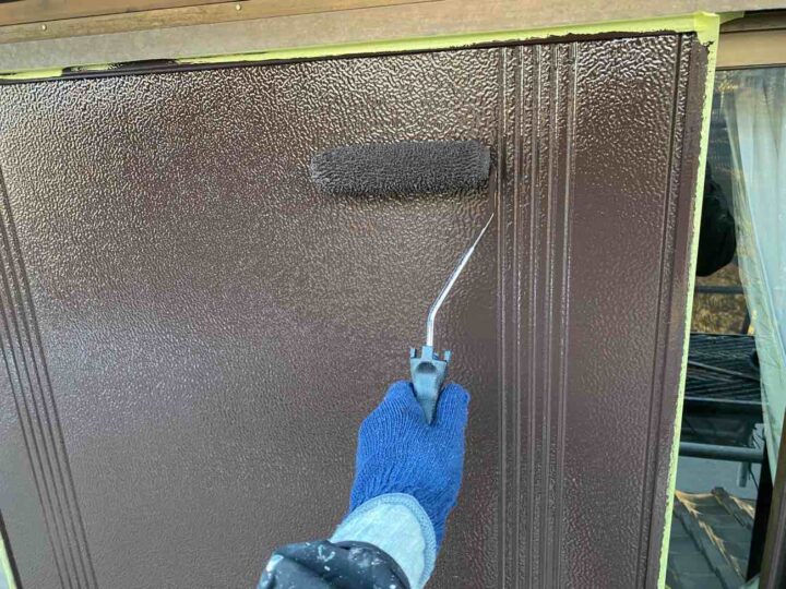 雨戸 上塗り2回目