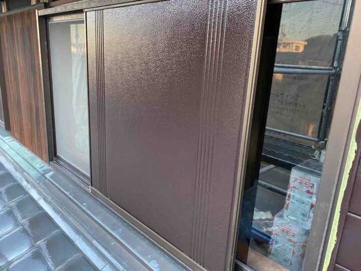 雨戸 上塗り2回目 施工後