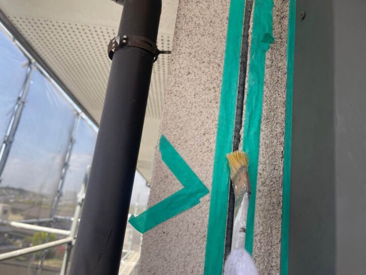 外壁 目地シーリング(プライマー塗布)