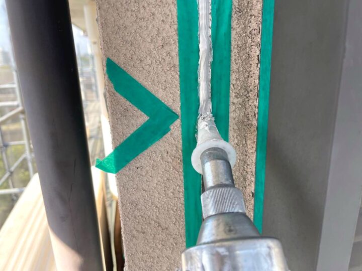 外壁 目地シーリング(材料充填)