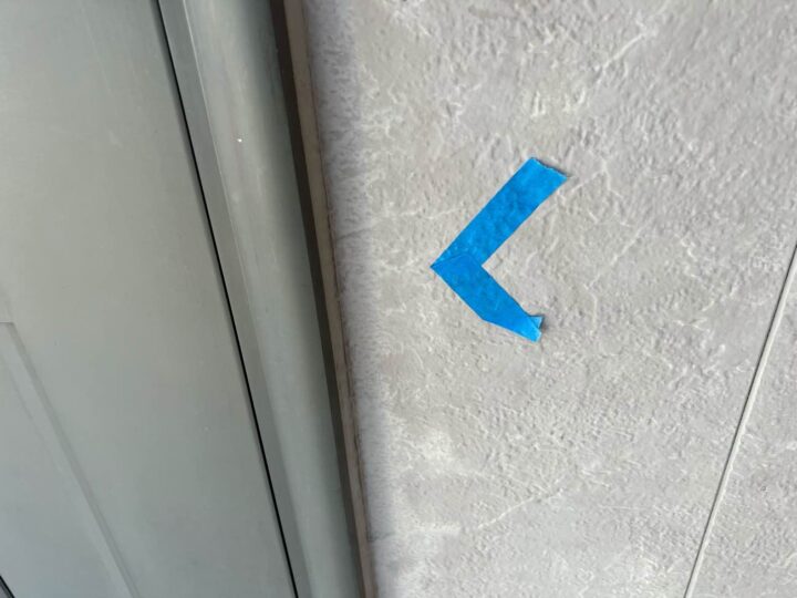 サッシ廻りシーリング (施工前)