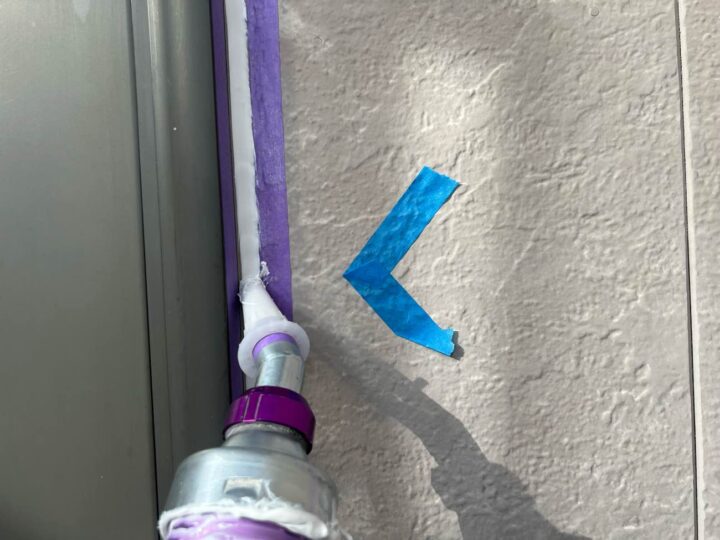 サッシ廻りシーリング (材料充填)