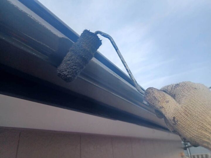 雨樋 上塗り1回目