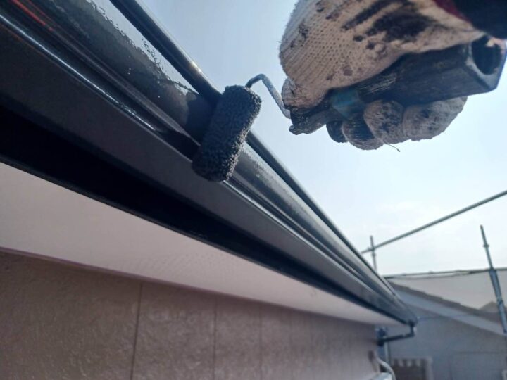 雨樋 上塗り2回目