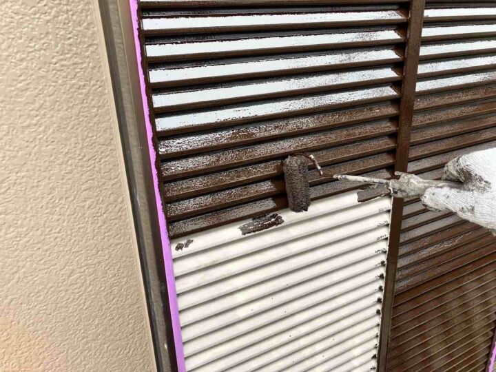 雨戸 上塗り1回目