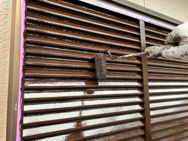 雨戸 上塗り2回目