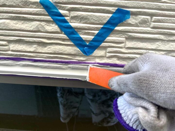 サッシ廻りシーリング(ヘラ仕上げ)