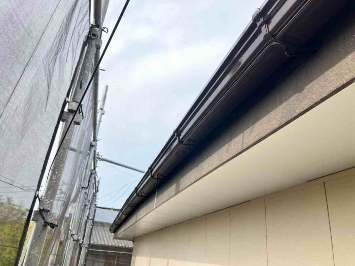 雨樋 上塗り1回目 施工後
