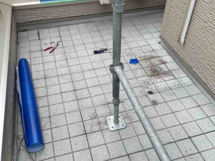 ベランダ防水 床材撤去
