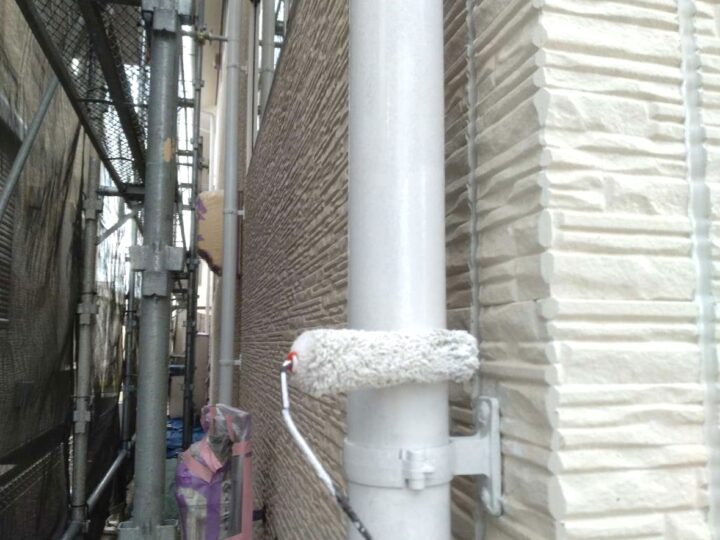 縦樋 上塗り2回目