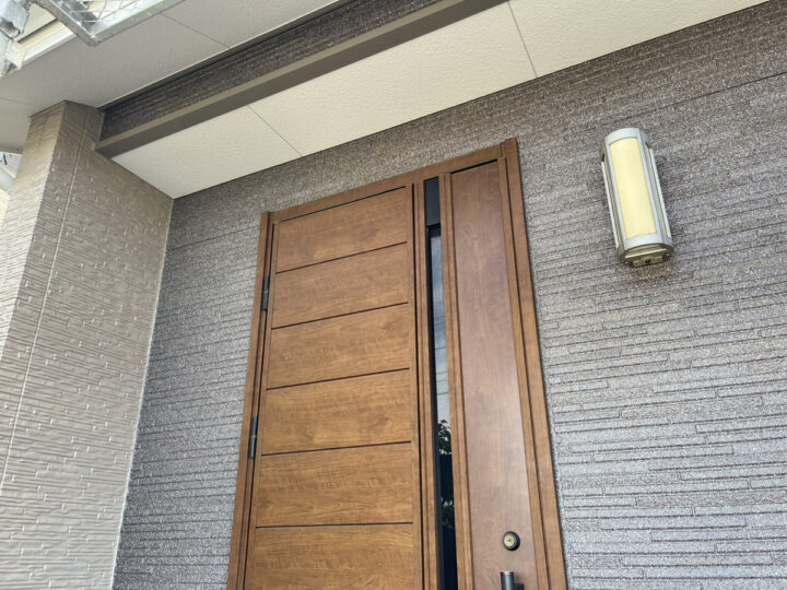 玄関廻り アーバントーン施工後