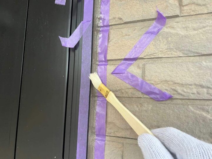 サッシ廻りシーリング (プライマー塗布)