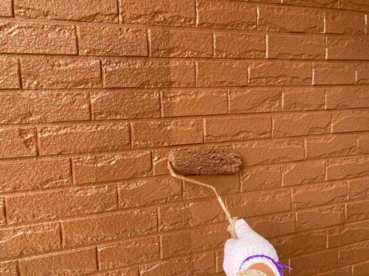 外壁塗装 色替え 上塗り