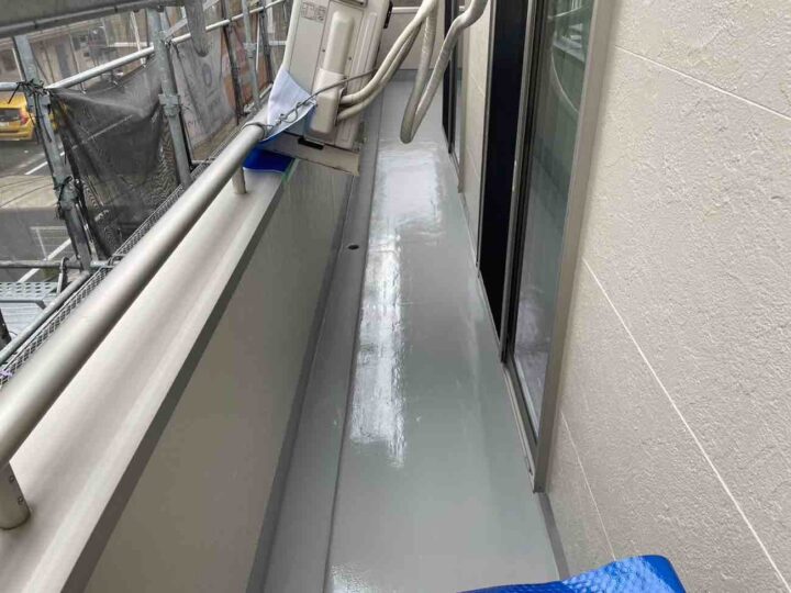 ベランダ防水 トップコート仕上げ