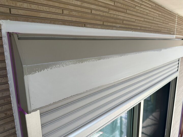 シャッターボックス 上塗り1回目 施工後