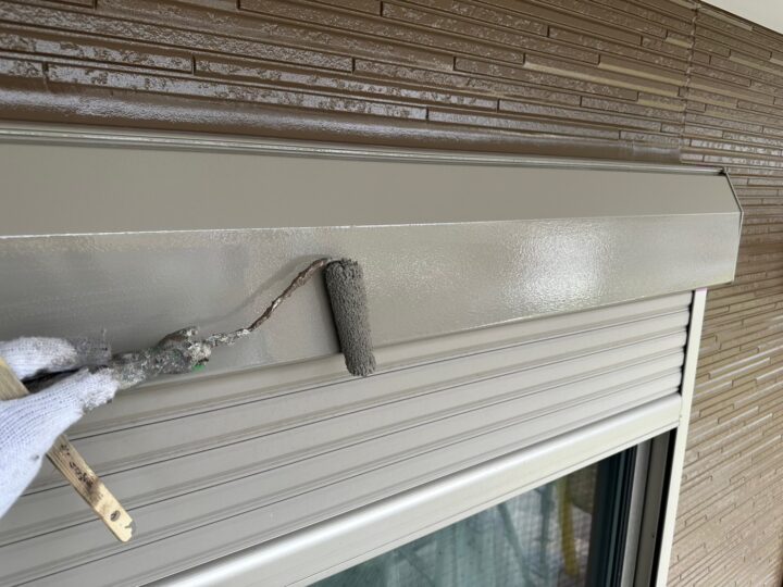 シャッターボックス 上塗り2回目