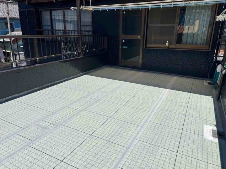 ベランダ 平場通気緩衝シート張り