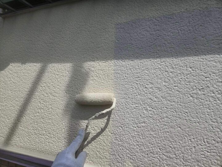 外壁塗装 中塗り