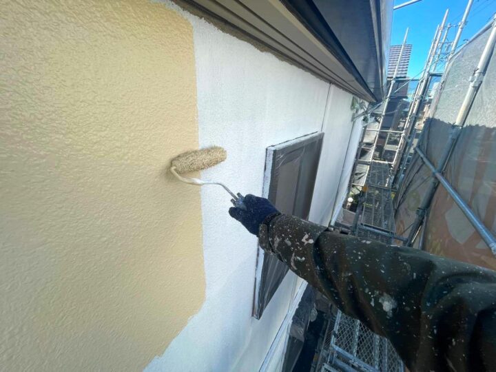 外壁塗装 中塗り