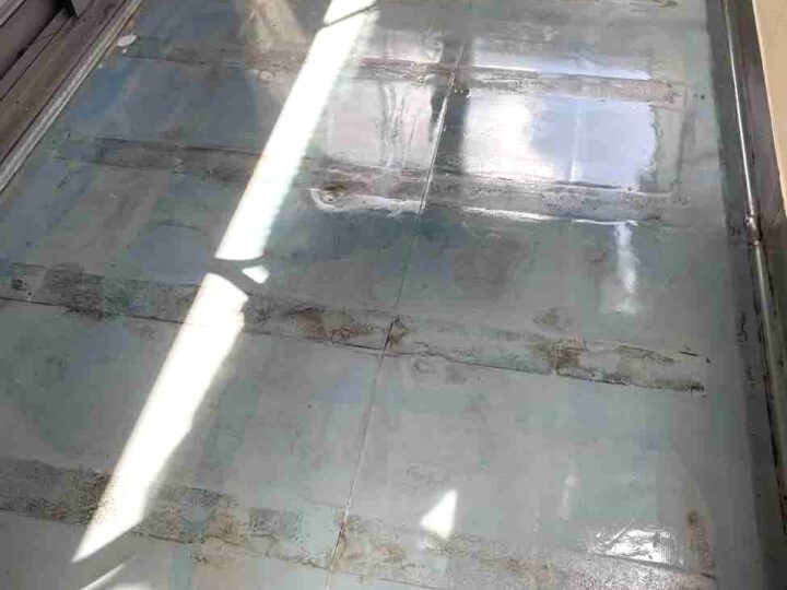 ベランダ防水 プライマー塗布