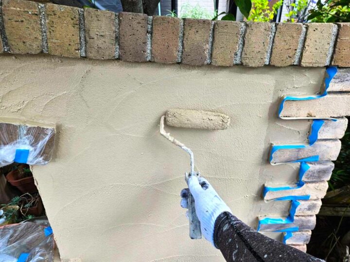 外塀 上塗り1回目