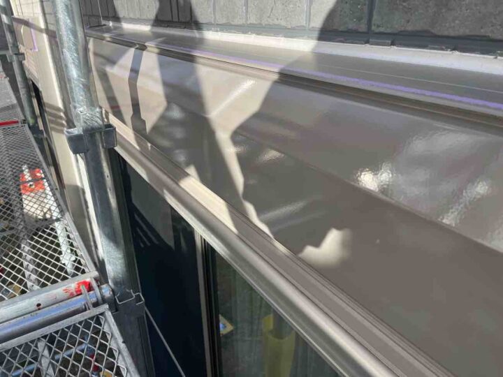 シャッターボックス 上塗り1回目