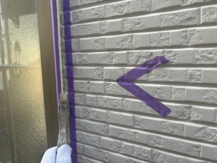 サッシ廻りシーリング (プライマー塗布)