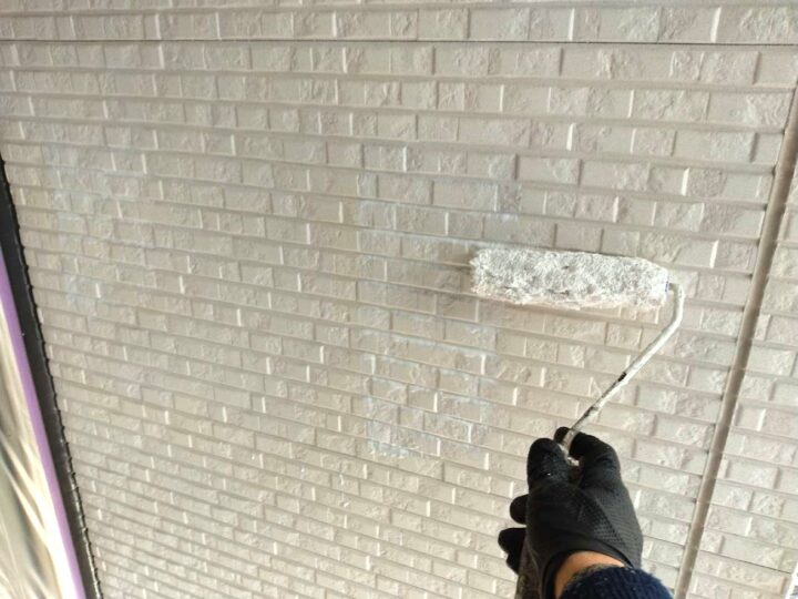 外壁塗装 色替え下塗り