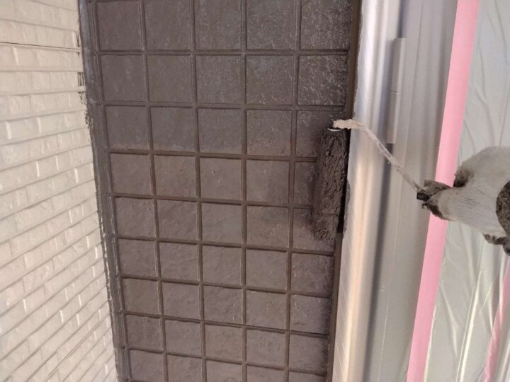 外壁塗装 中塗り