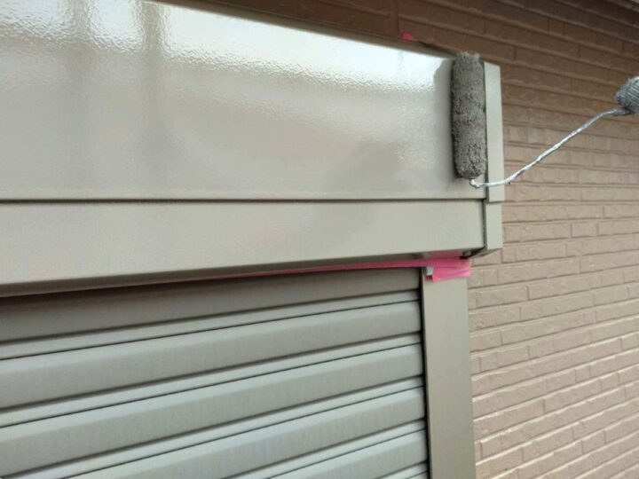 シャッターボックス 上塗り2回目