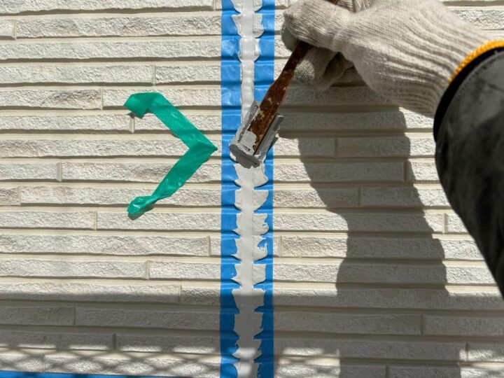 外壁 目地シーリング(ヘラ仕上げ)