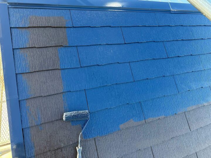 屋根塗装 中塗り