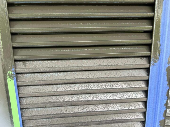 雨戸 上塗り1回目